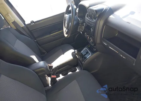 2013 Jeep Patriot Sport из США, поврежденный, VIN 1C4NJRBBXDD121235